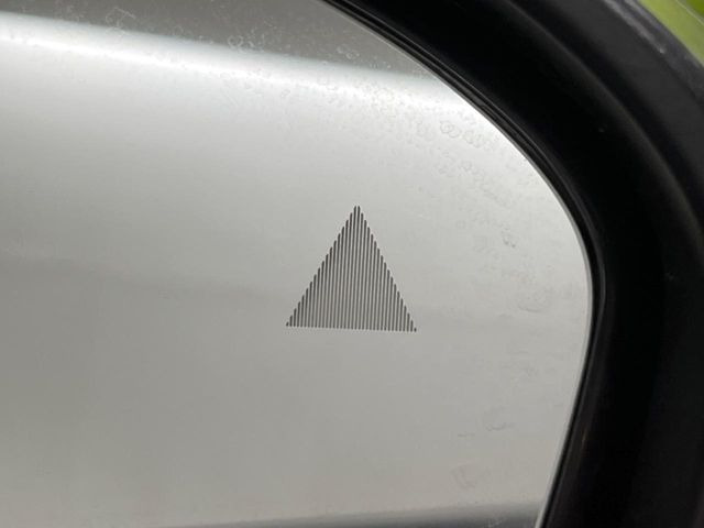 �y������p���m�z���s���A�h�A�~���[�̎��p�ɂȂ�₷���ӏ��Ɍ㑱�Ԃ��ڋ߂���ƃT�C�h�~���[�t�߂Ɍx����\���A�h���C�o�[�ɒ��ӊ��N�����Ă���܂��B