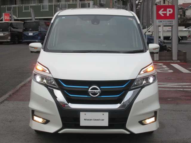 セレナ1.2 e-POWER ハイウェイスターV