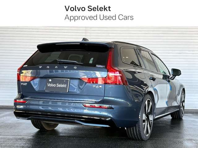 V60ウルトラ T6  AWD プラグインハイブリッド 4WD
