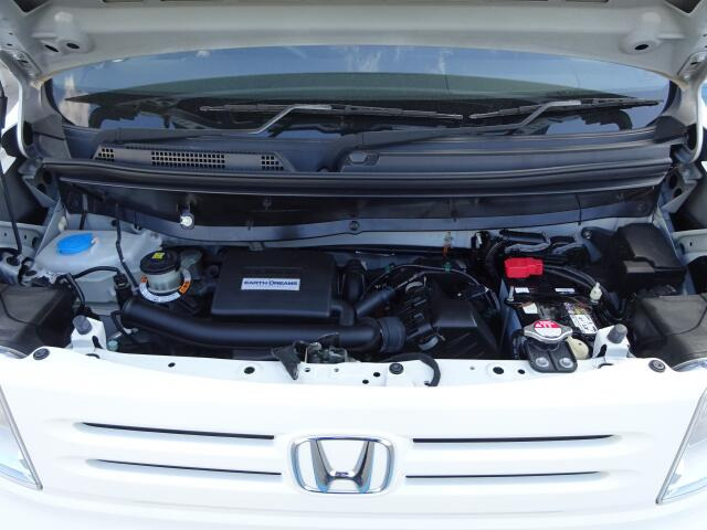 �G���W�����[�������ꂢ�ł���B�@�֋@�\�n���ǍD�ł��B�[�ԑO�ɓ_���������s���܂��B�G���W���I�C���E�I�C���t�B���^�[�E�G�A�R���t�B���^�[�E���C�p�[�S���͕K�������v���܂��B