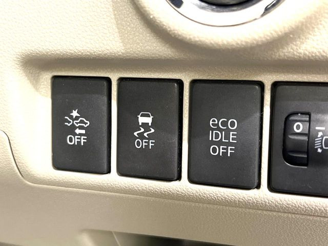 �y������h�~���u�z�ԗ��̉���������m����ƁA�����I�Ɏԗ��̐i�s������ۂ悤�Ɏԗ��𐧌䂵�܂��B�J�̓��ȂǊ���₷���H�ʏ󋵂ł����S�ȉ^�]���\�ł��B