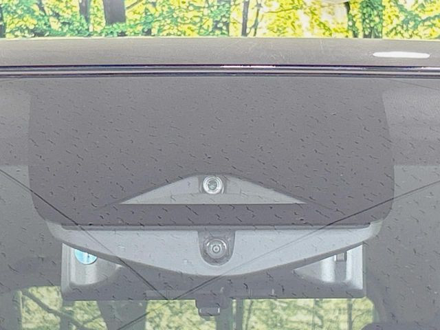 �y�C���e���W�F���g�G�}�[�W�F���V�[�u���[�L�z�t�����g�J�����őO���̎ԗ�����s�҂����m�B�Փ˂������Ȏ��͏Փ˔�Q�y���u���[�L���쓮�A�Փˉ�����T�|�[�g�B�����S�Ƀh���C�u�����y���݂��������܂��B