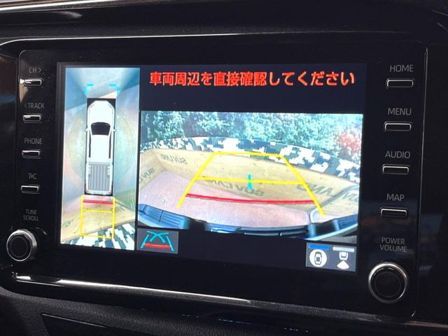 【パノラミックビューモニター】専用のカメラにより、上から見下ろしたような視点で360度クルマの周囲を確認することができます☆死角部分も確認しやすく、狭い場所での切り返しや駐車もスムーズに行えます。