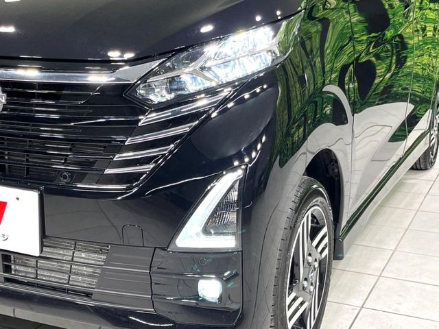 �yLED�w�b�h���C�g�z���V����ԑ��s�����ǍD�Ȏ��E���m�ۂ����S���ĉ^�]�ł��鍂�P�xLED�w�b�h���C�g�𑕔�!�_�����x�������A����d�͂��}�����Ă��܂��B