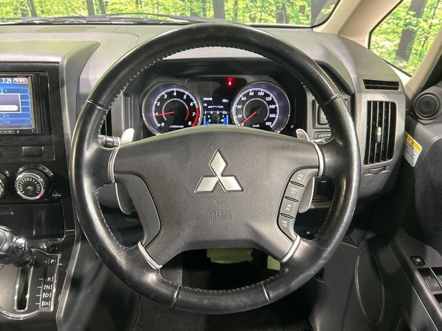 �y�����v�����X�e�A�����O�z�㎿�Ȋv���g�p���邱�ƂŁA��ɂ����������݂ƂĂ��^�]���₷���n���h���ł���