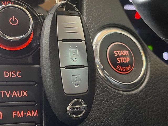 �y�C���e���W�F���g�L�[�z�J�o����|�P�b�g�ɓ��ꂽ�܂܂ł��h�A�̎{���E�������\�ȃX�}�[�g�L�[�𑕔��B�G���W���̃I���E�I�t�����J�M�����o���K�v����������Ƃ��Ă��֗��ł���