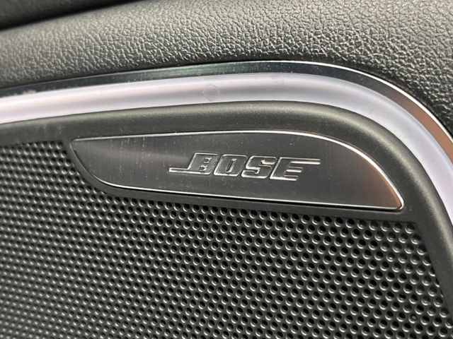 ��BOSE�T���E���h�V�X�e��:���f�����ɍœK�Ȓ������{���ꂽ�A�l�C�̃T�E���h�V�X�e���ł��B�ʏ�̃X�s�[�J�[�Ɣ�r���Ă����̍L���肪�������܂��B���񂲗��X�̏ゲ�̊����������B