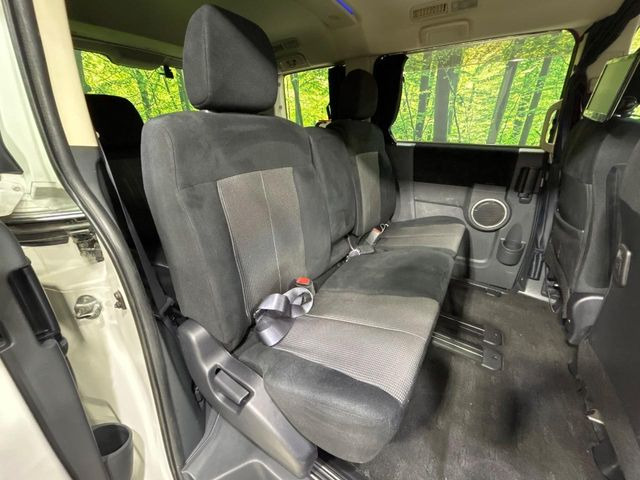 �L�X�Ƃ���2��ڃV�[�g�͋��Z���������A���S�n�����K!�F�B��Ƒ��Ƃ̂��o�����ɂ҂�����ł��B�x�r�[�V�[�g��`���C���h�V�[�g�g�p�������K�ɂ��߂�������������\���ȋ�Ԃ��m�ۂ��Ă��܂��B