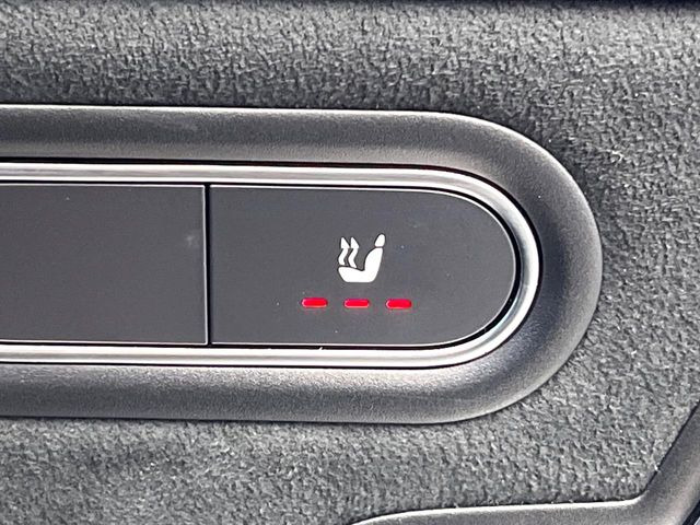 ���t�����g�V�[�g�q�[�e�B���O:�^�]�ȁE����ȋ��ɎO�i�K�Œ��߂��\�ȃV�[�g�q�[�^�[�𑕔����Ă���܂��B�G�߂��킸���K�ɂ��g�p���������܂��B