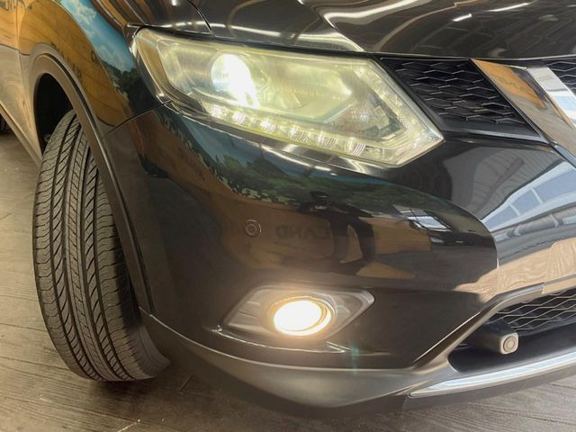 �yLED�w�b�h���C�g�z���V����ԑ��s�����ǍD�Ȏ��E���m�ۂ����S���ĉ^�]�ł��鍂�P�xLED�w�b�h���C�g�𑕔�!�_�����x�������A����d�͂��}�����Ă��܂��B