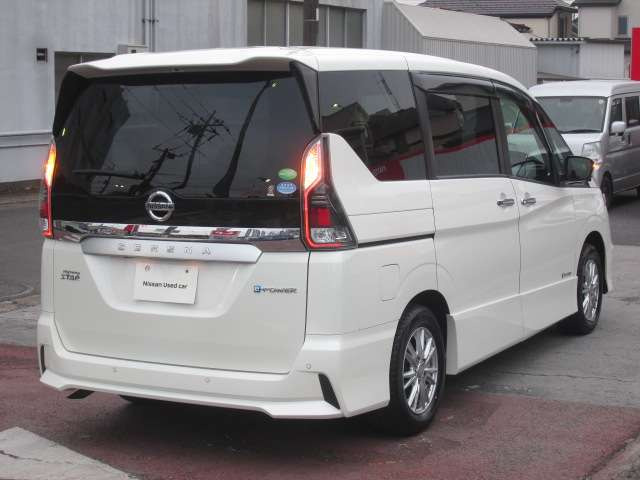 セレナ1.2 e-POWER ハイウェイスターV