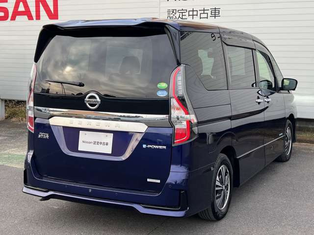 セレナ1.2 e-POWER ハイウェイスターV