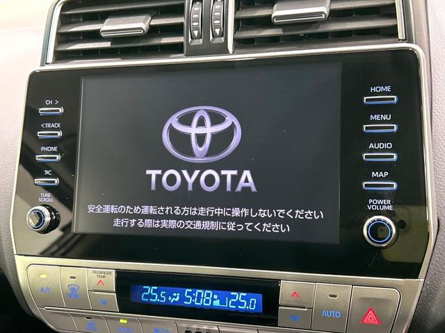 �y9�C���` �f�B�X�v���C�I�[�f�B�I�z���ʃf�B�X�v���C�ւ������̃X�}�[�g�t�H���ƘA�g���āA�i�r��bluetooth�ł̉��y�Đ����\�ł���f�U�C���͂�����񑀍쐫���ǍD!�ʓr�i�r�@�\�̎�t�\�ł���