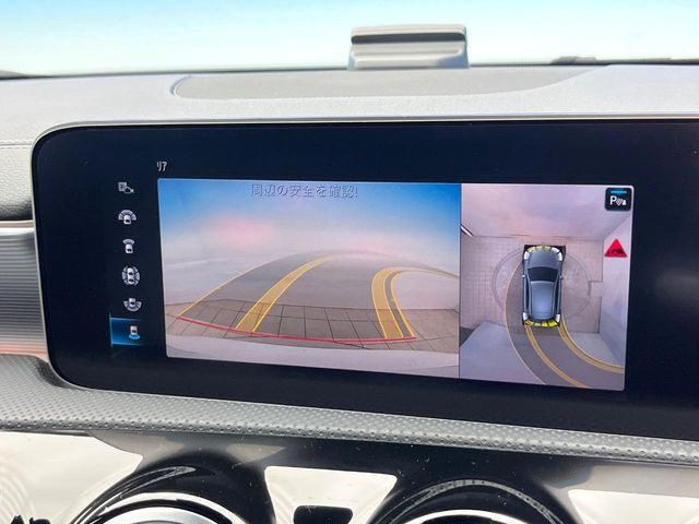 ���p�m���~�b�N�r���[���j�^�[:��p�̃J�����ɂ��A�ォ�猩���낵���悤�Ȏ��_��360�x�N���}�̎��͂��m�F���邱�Ƃ��ł��܂������p�������m�F���₷���A�����ꏊ�ł̐؂�Ԃ��⒓�Ԃ��X���[�Y�ɍs���܂��B