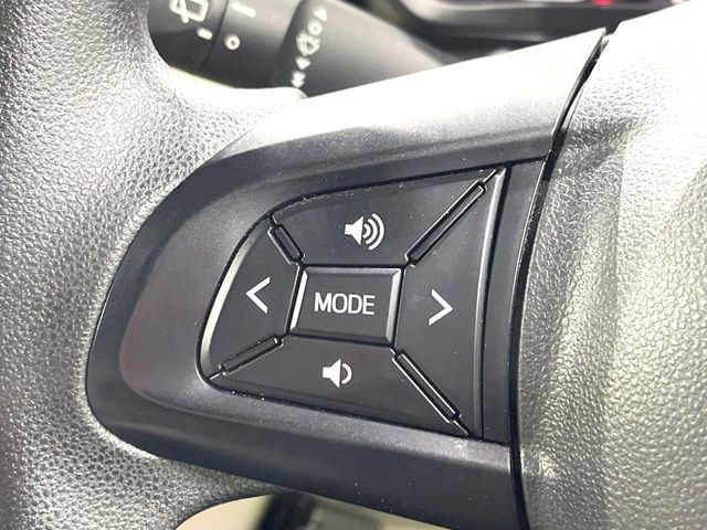 �y�X�e�A�����O�X�C�b�`�z�^�]���A�O������ڐ������炷���ƂȂ��A�I�[�f�B�I���̑��삪�\�ȕ֗��@�\!���S&���K�ȃh���C�u�����o���Ă���܂���