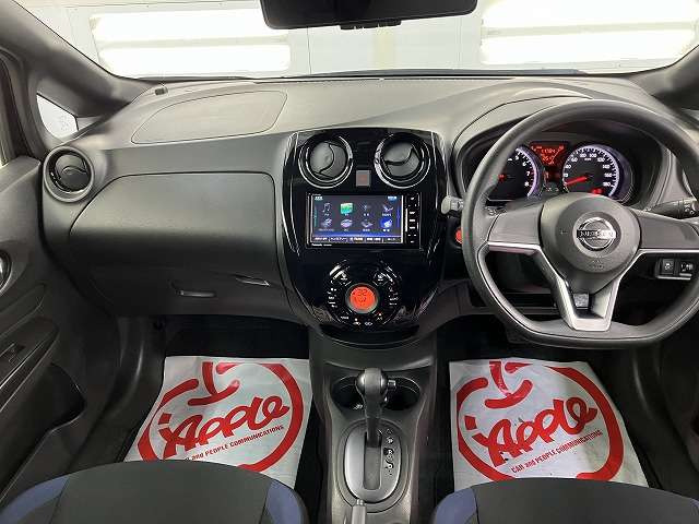 ノート1.2 X FOUR スマートセーフティエディション ブラックアロー 4WD