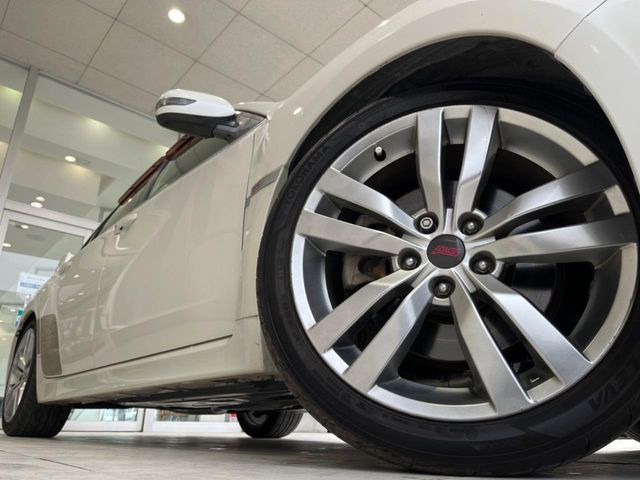 �y����18�C���`�A���~�z�C�[���z�O�ςɃ}�b�`���������A���~�z�C�[���𑕒����Ă���܂��B�e��ЊO�A���~�z�C�[����A�X�^�b�h���X�^�C�����戵�����Ă���܂��B���񂲑��k����������