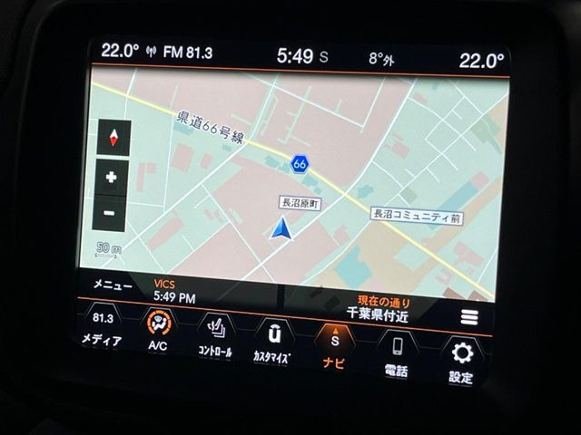 �������i�r:��̊��̂���i�r�́A����������ԓ������o���Ă���܂��B�I�[�f�B�I�@�\���[�����Ă���܂��̂ŁA�^�]�����y���߂܂���