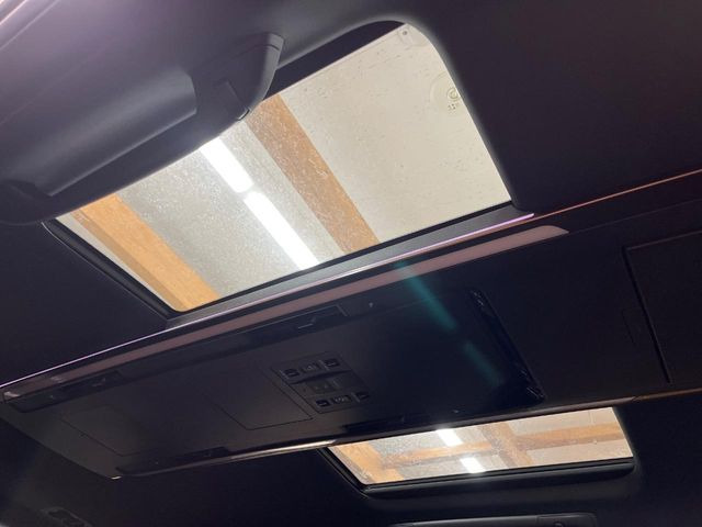 �y���E�Ɨ����[�����[�t�z2��ڍ��E�Ȃɂ��ꂼ��z�u���ꂽ�K���X���[�t!�������ɍ��킹�ĕБ������V�F�[�h��߂邱�Ƃ��\�ł�!