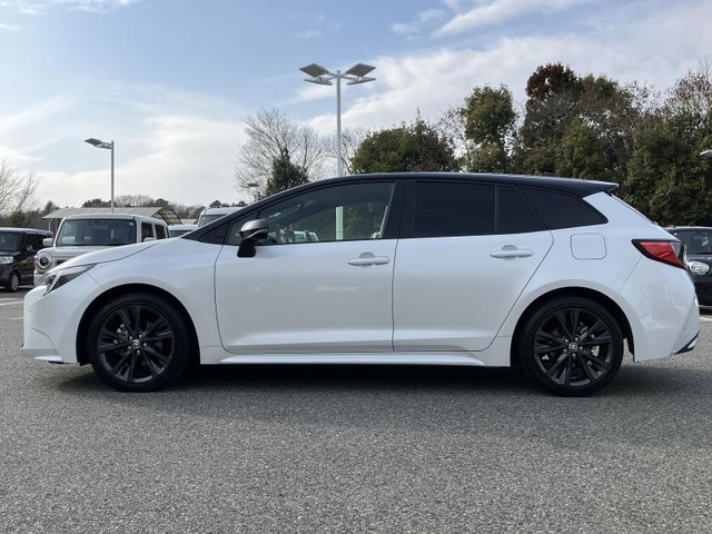 カローラツーリング1.8 ハイブリッド W×B