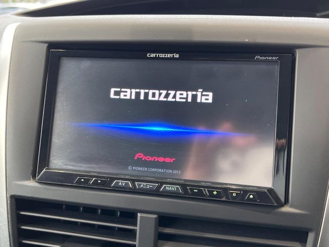 �y�����i�r�z�l�C�̏����i�r�𑕔��B�I�[�f�B�I�@�\���[�����Ă���ABluetooth�ڑ�����΂������̃X�}�z��MP3�v���C���[�̉��y���Đ��\!�����̉^�]������Ɋy�����Ȃ�܂�!!