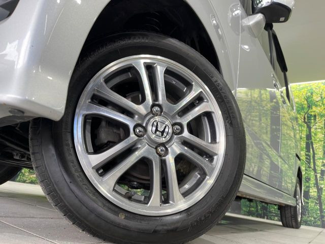 �y����14�C���`�A���~�z�C�[���z�O�ςɃ}�b�`���������A���~�z�C�[���𑕒����Ă���܂��B�e��ЊO�A���~�z�C�[����A�X�^�b�h���X�^�C�����戵�����Ă���܂��B���񂲑��k����������