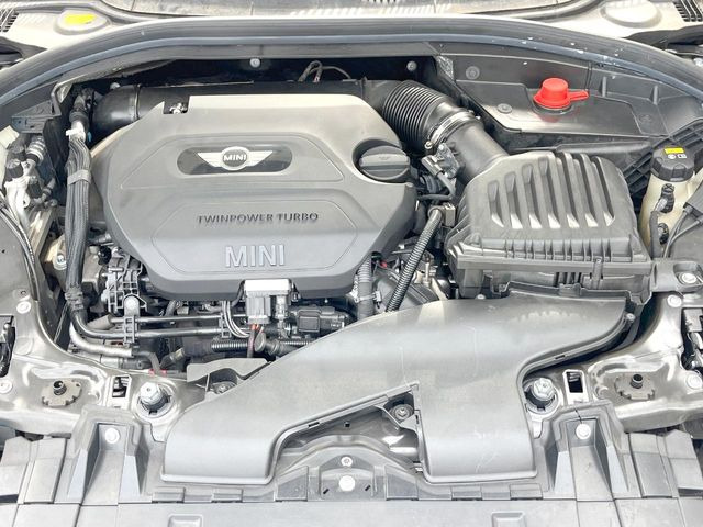 �����X�ł́A�e���[�J�[�̐�p�f�f�e�X�^�[�𓱓��B���Ǝ��i�����e�N�j�J���X�^�b�t���풓���Ă���܂��̂ŁA������̍ۂɂ����S���Ă����p���������܂��B