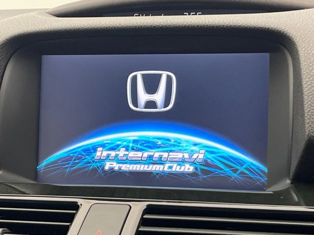 �y���[�J�[�����i�r�z�C���e���A�ɗn�����ރX�^�C���b�V���ȁu��p�݌v�v���[�J�[�i�r�𑕔��􎋔F���⑀�쐫�ȂǊ�{���\�ɂ��D��A���㎿�ȃJ�[���C�t�����y���݂��������܂��B