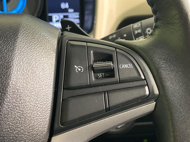 �y�N���[�Y�R���g���[���z�������H�����N���N���s�B�A�N�Z���𗣂��Ă���葬�x�ő��s���ł��A�������^�]���̕��S���y��!�����E�������ȒP�ȃX�C�b�`����Œ����ł��܂��B