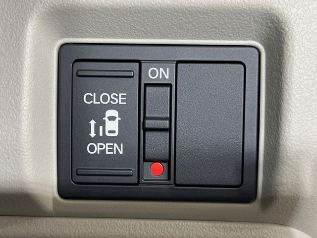 �y�p���[�X���C�h�h�A�z�X�}�[�g�L�[��^�]�Ȃ̃X�C�b�`�ŃX���C�h�h�A�̊J���\���d��������͂����ăh�A���J����K�v�������A���������q�l�ł��A�d���ו��������Ă��鎞�����N�ɊJ���߂ł��܂���