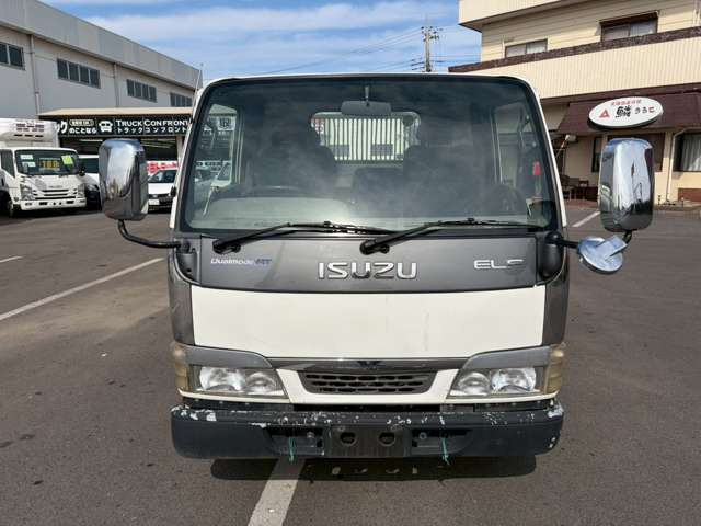 ☆外装洗車・内装クリーニング済み!!☆日本全国納車いたします。☆ドラレコ・バックカメラ・ETC取付も別途料金にて対応しております。☆足回り分解整備・タイヤ交換なども別途料金にて対応可能!!