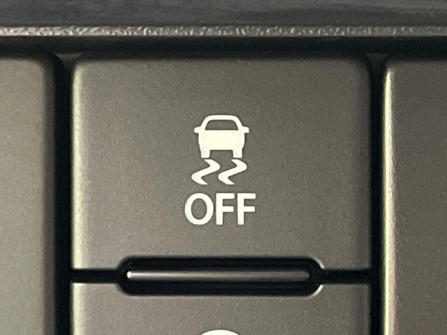 �y������h�~���u�z�ԗ��̉���������m����ƁA�����I�Ɏԗ��̐i�s������ۂ悤�Ɏԗ��𐧌䂵�܂��B�J�̓��ȂǊ���₷���H�ʏ󋵂ł����S�ȉ^�]���\�ł��B