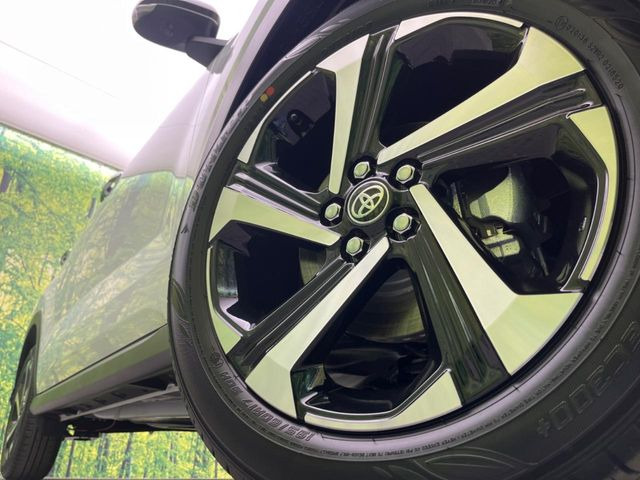 �y����17�C���`�A���~�z�C�[���z�O�ςɃ}�b�`���������A���~�z�C�[���𑕒����Ă���܂��B�e��ЊO�A���~�z�C�[����A�X�^�b�h���X�^�C�����戵�����Ă���܂��B���񂲑��k����������