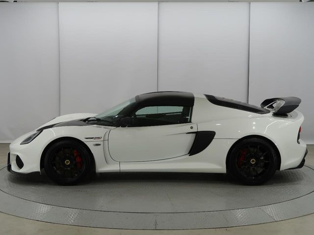 ユーザー様からの厳選買取車両だから、以前の使用状況・保管状況・整備状況も理解できており、よりご安心してお買い求めいただけます。