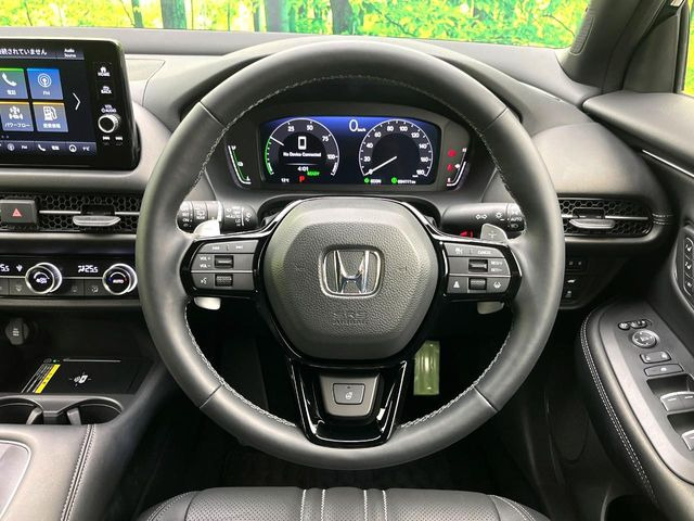 �y�����v�����X�e�A�����O�z�㎿�Ȋv���g�p���邱�ƂŁA��ɂ����������݂ƂĂ��^�]���₷���n���h���ł���