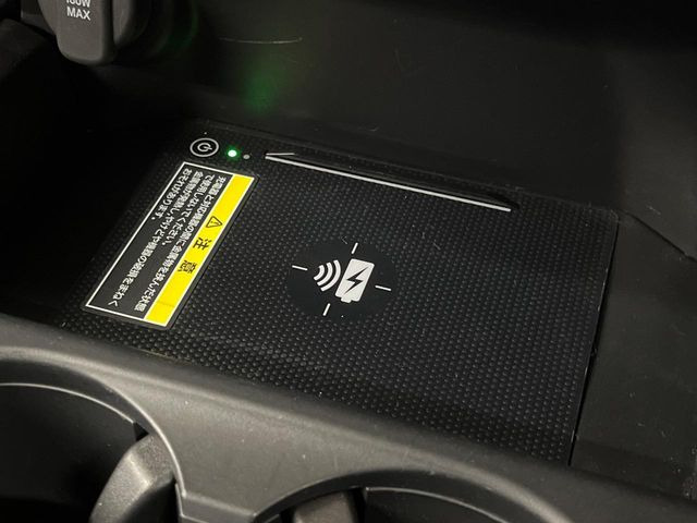 �y���C�����X�[�d�z�Ή����Ă���X�}�[�g�t�H����u�������ŏ[�d�o���܂��B