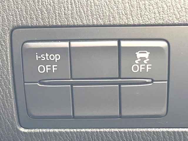 �y�A�C�h�����O�X�g�b�v�z�ԐM����a�؂Œ�Ԃ����ۂɃG���W�����~���A���ʂȔR���̏����}���܂��B�R��������ی�ɂȂ���@�\��G���W���̓u���[�L�𗣂��΍Ďn�����܂��B