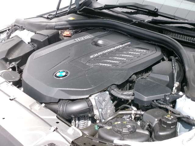 2シリーズクーペM240i xドライブ 4WD