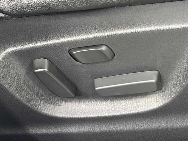 �y�p���[�V�[�g�z�X�C�b�`��ŊȒP�ɃV�[�g�̔��������\!�d��������͂�����܂���!���K�ȃV�[�g�|�W�V�����ɃZ�b�g���āA���K�ȃh���C�u�����y���݂��������B