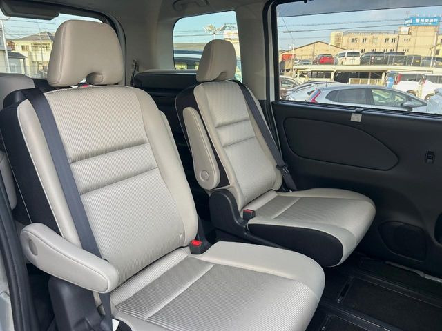 �L�X�Ƃ���2��ڃV�[�g�͋��Z���������A���S�n�����K!�F�B��Ƒ��Ƃ̂��o�����ɂ҂�����ł��B�x�r�[�V�[�g��`���C���h�V�[�g�g�p�������K�ɂ��߂�������������\���ȋ�Ԃ��m�ۂ��Ă��܂��B