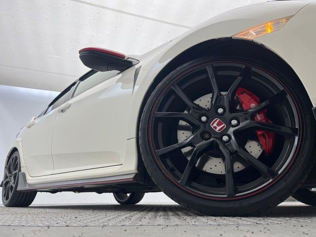 �y����20�C���`�A���~�z�C�[���z�O�ςɃ}�b�`���������A���~�z�C�[���𑕒����Ă���܂��B�e��ЊO�A���~�z�C�[����A�X�^�b�h���X�^�C�����戵�����Ă���܂��B���񂲑��k����������