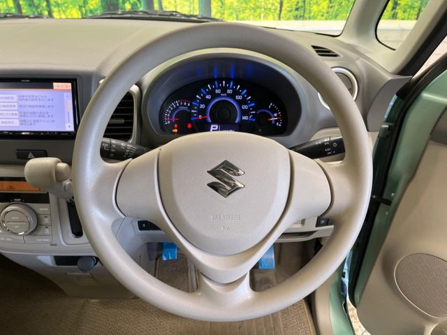 �y���[�_�[�u���[�L�T�|�[�g�z���s���ɑO���̎ԗ�����F�����A�Փ˂������Ȏ��͌x��ƃu���[�L�ŏՓˉ���Ɣ�Q�y�����A�V�X�g�B�����S�Ƀh���C�u�����y���݂��������܂��B