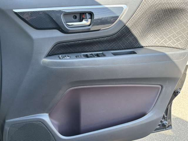 ����ĐG���Ă��m�F������!���C�y�ɂǂ���!���Ԃ��m�F�o���Ȃ������l�����C�y�ɂ����k������!�摜�₨�Ԃ̏�ԂȂǂ����������Ē����܂�!���Ђ͉����̔����ё����������܂��B�����ɂ��Z�܂��̕��������k������!