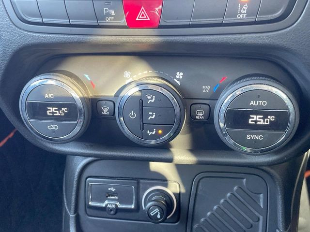 ���f���A���I�[�g�G�A�R��:�^�]�ȁE����Ȃ��ꂼ��ŉ��x�ݒ肪�\�ȓƗ����I�[�g�G�A�R����W���������Ă���܂�!