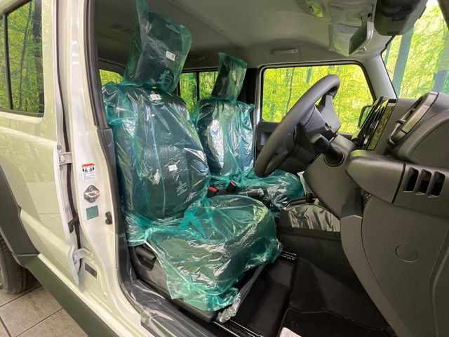 もちろん車内はキレイです♪よりクリーンな状態をキープしたいお客様には『ナノゾーンコート』がおすすめ!新型コロナウイルス対策や、除菌・消臭に効果を発揮し多くの方にご好評いただいております。