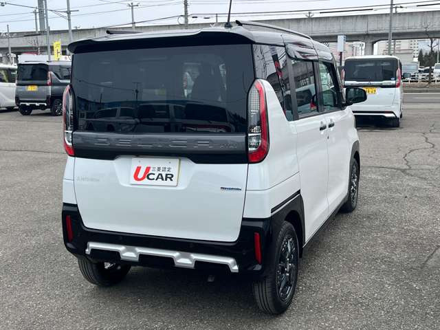 デリカミニT プレミアム 4WD