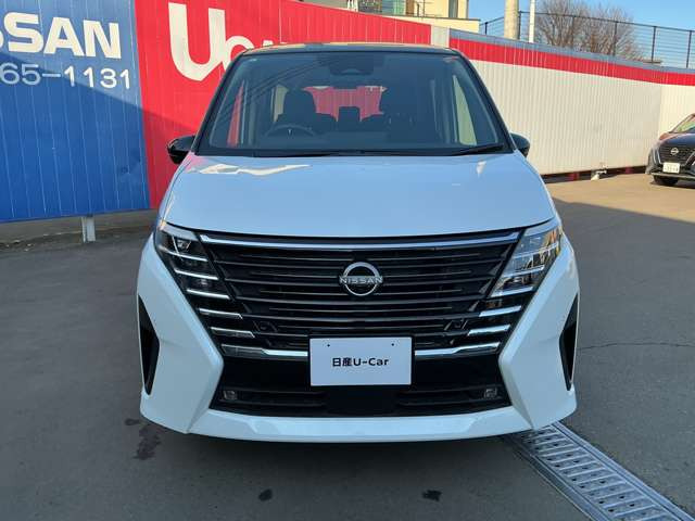 セレナ1.4 e-POWER ハイウェイスターV