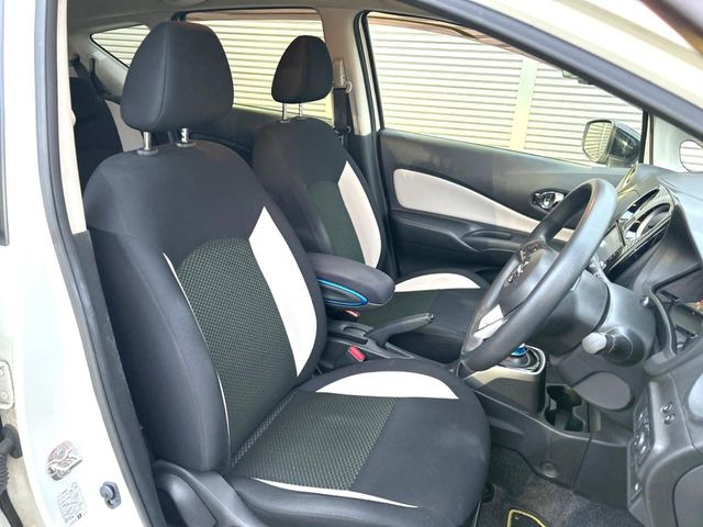 �^�]�ȃV�[�g���͎g�p�������Ȃ��A�ǍD�ȏ�ԂƂȂ��Ă��܂��B���J�Ɏg���Ă������Ƃ��悭�킩��܂��ˁB