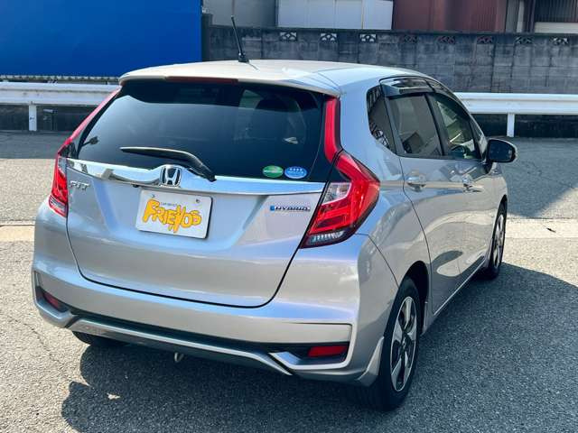 ���X�́A���Ѓu�����h�G�A���wRUIMF�x���쐬���Ă���A�v���E�X�E�v���E�X&alpha;�̃R���v���[�g�J�[��̔����Ă���܂�!!�����̎G����C�x���g�ŏЉ��Ă��܂����