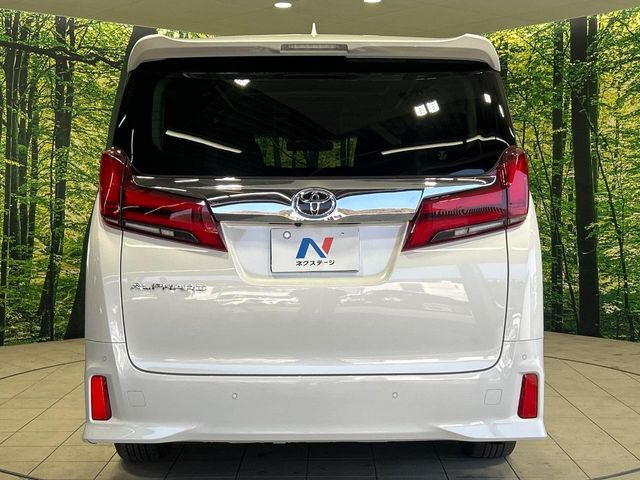 安心の最長10年・走行無制限保証(有償)をご用意。保証内容も充実はもちろん、無料点検&オイル交換や、年中無休の全国・24時間ロードサービスも付帯されておりますのでご安心下さい。